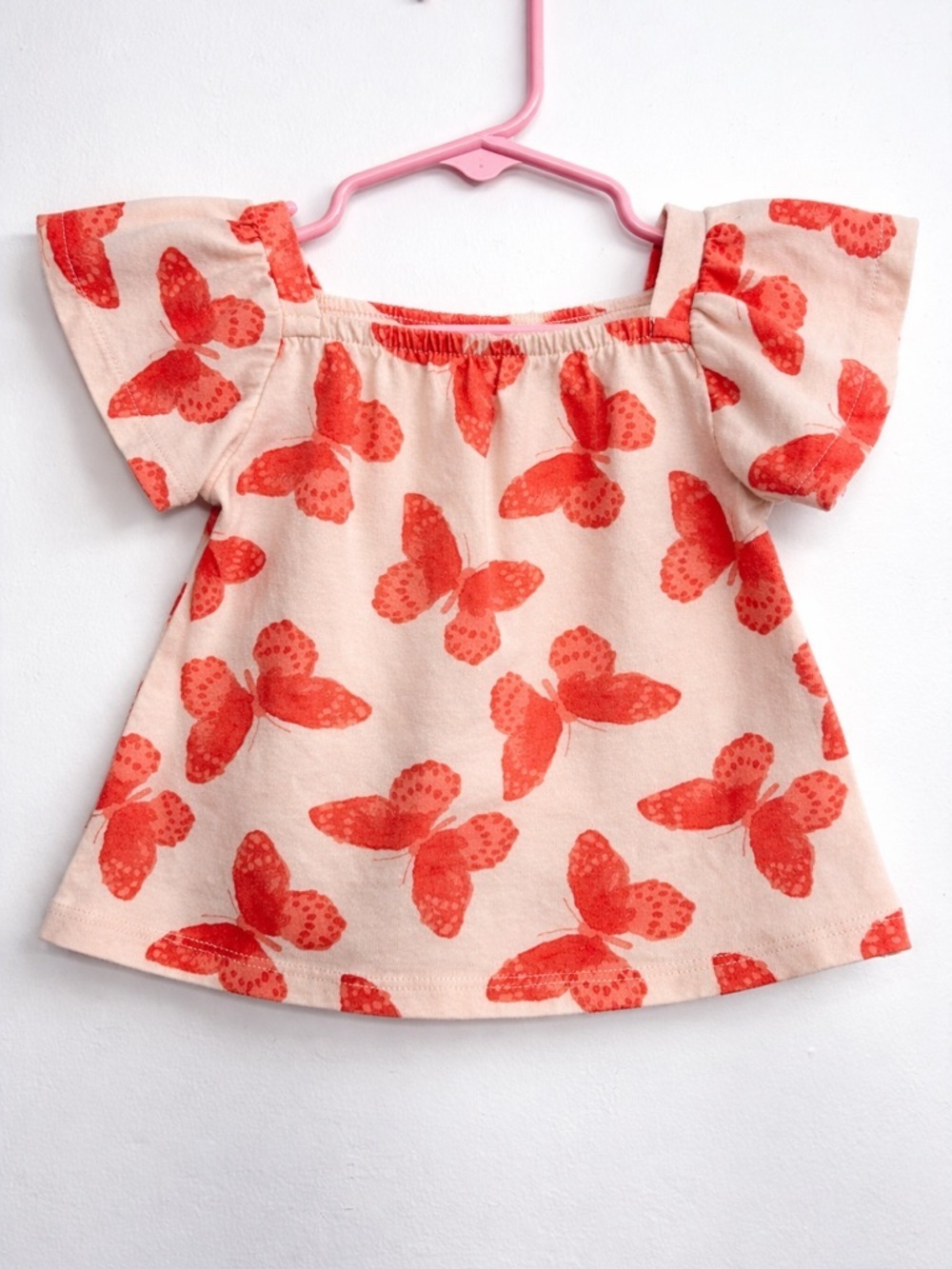 2 for 18$ - Carter’s 12M Butterfly Top 🦋 Soft Beige & Coral Cute Summer Shirt - Picture 1 of 5